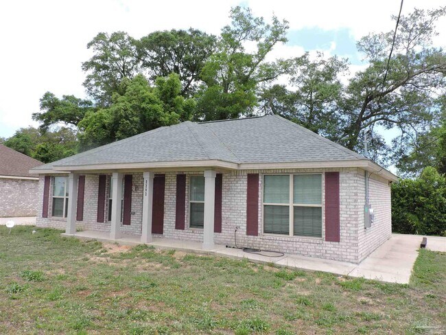 Building Photo - 2202 N E St