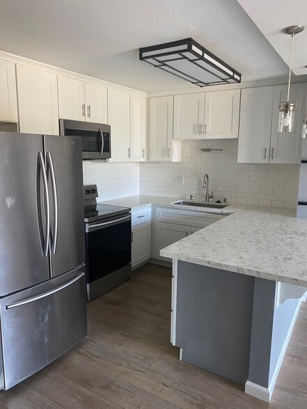 Building Photo - 3050 Rue Dorleans