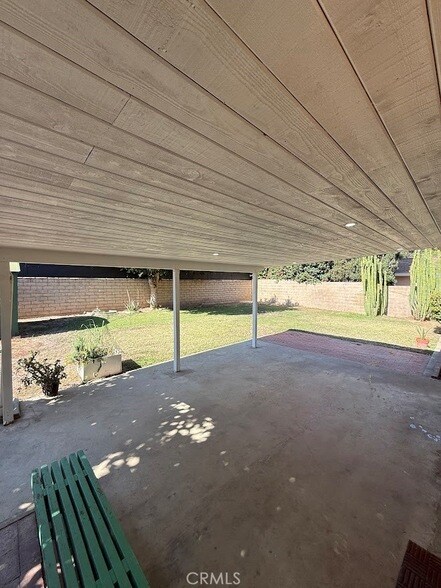 Building Photo - 16063 Osborne St