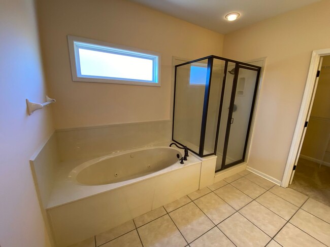 Building Photo - Bartlett 4 Bedroom 2.5 Bath Rental Home in...