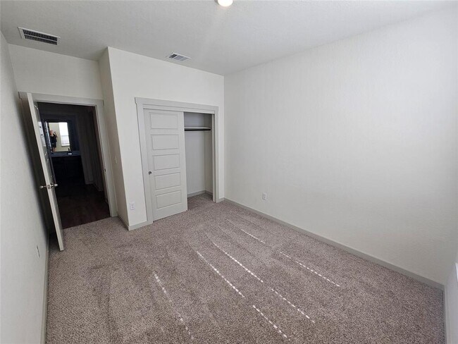 Building Photo - 13809 Mcarthur Dr