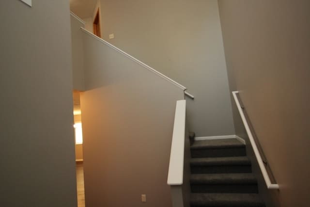 Building Photo - 8931 Broken Spoke Dr