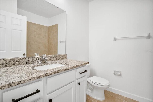 Building Photo - 1308 Bond St