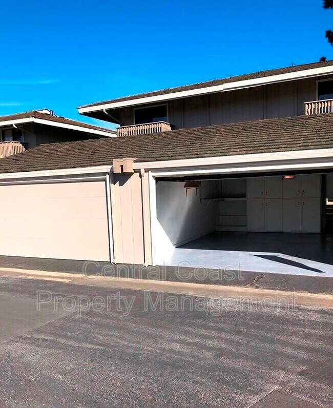 Building Photo - 3850 Rio Rd