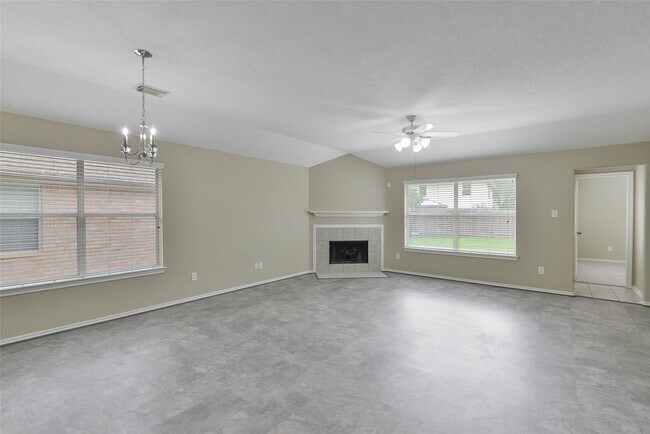 Building Photo - 6406 Caminito Trail