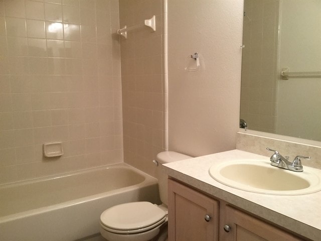 Building Photo - 12241 Woodglen Cir