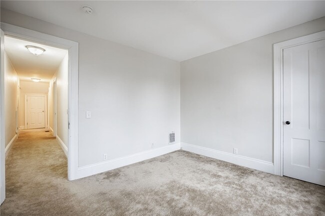 Building Photo - 1874 Blossom Rd