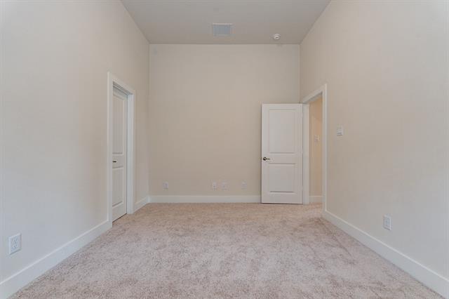 Building Photo - 6004 Mustang Creek Ln