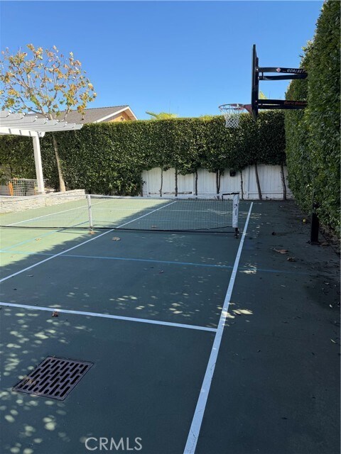 Building Photo - 1018 11th St