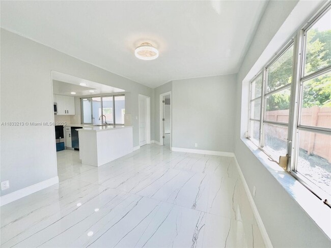 Building Photo - 4971 SW 7th Ct