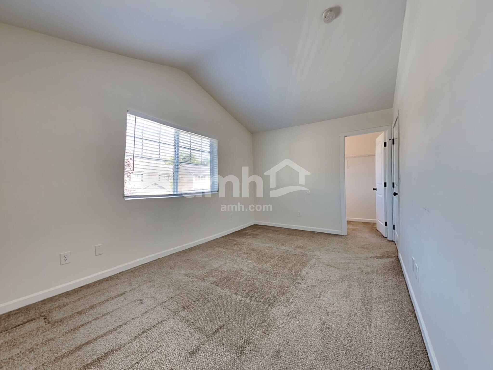 Building Photo - 19922 98th Ave E