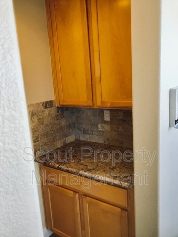Building Photo - 33454 Twin Hills Way