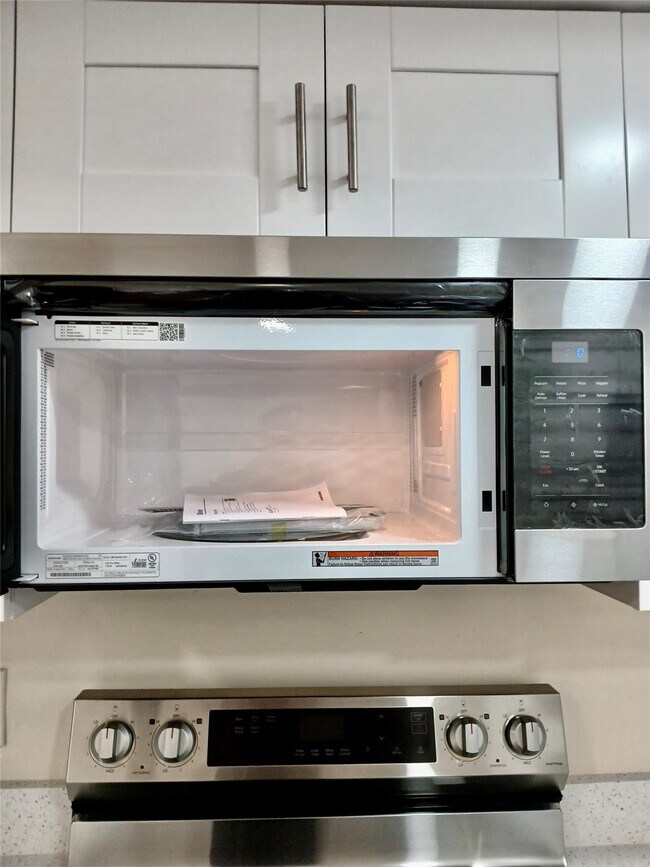 Building Photo - 4131 Oak Terrace Dr