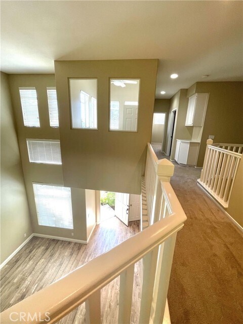 Building Photo - 32 Bogey Ln