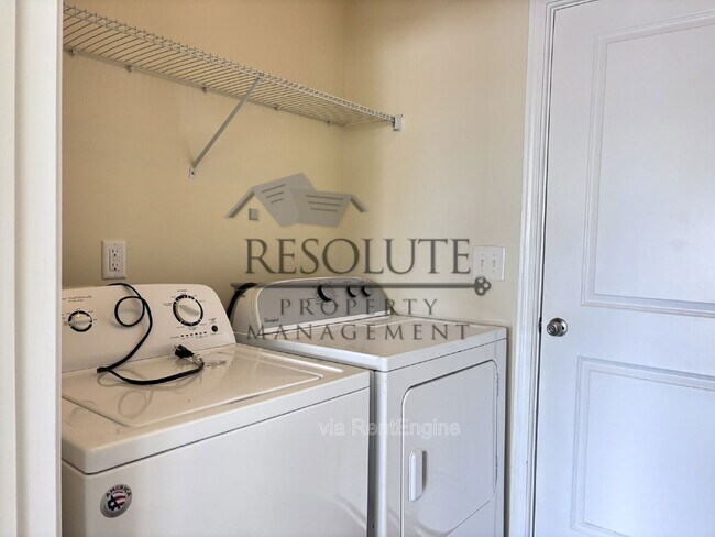 Building Photo - 1019 Thoughtful Spot Ln