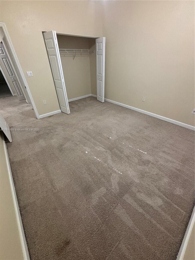 Building Photo - 9456 SW 171st Pl