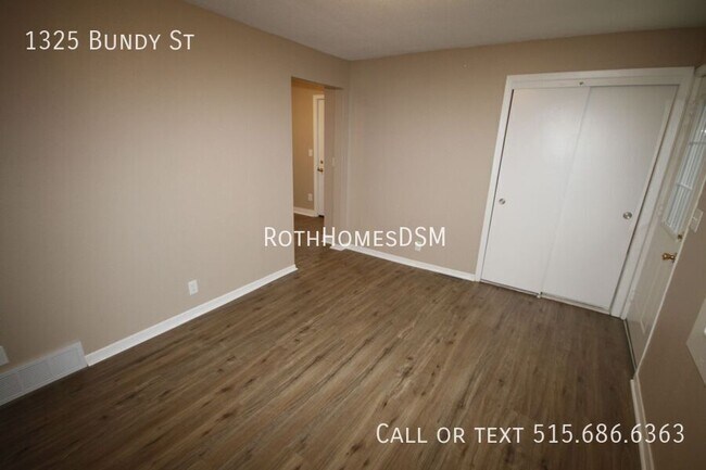 Building Photo - 1325 Bundy St