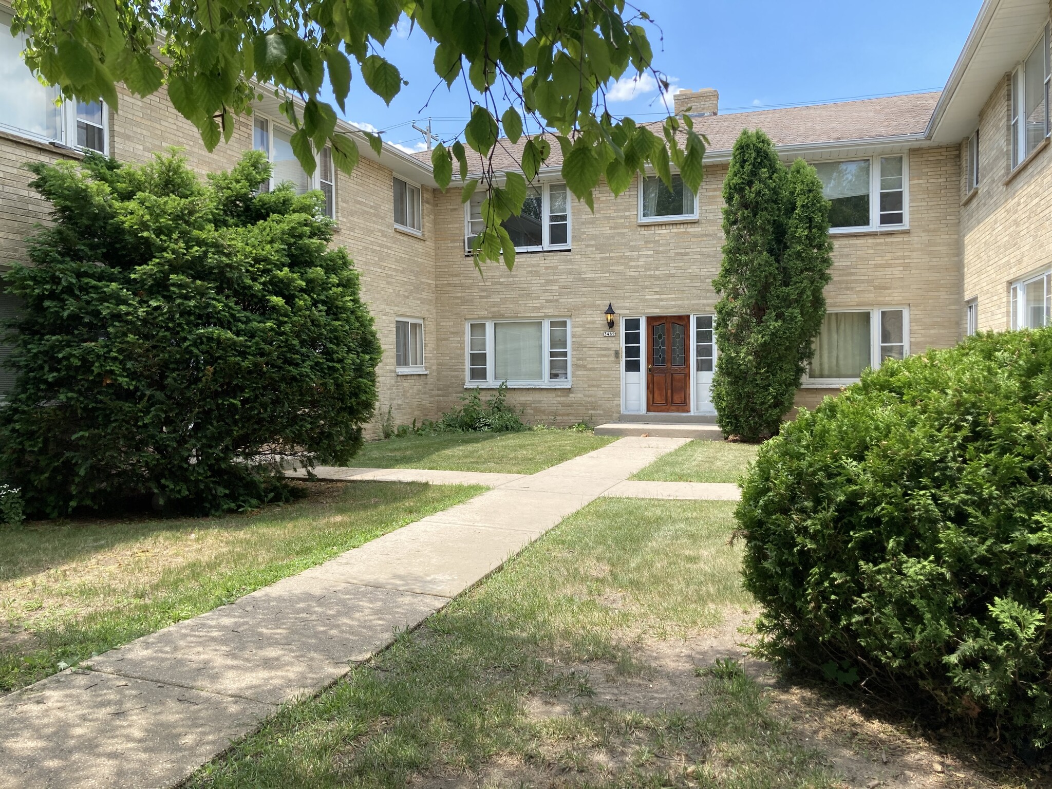 Building Photo - 3465 S 83rd St