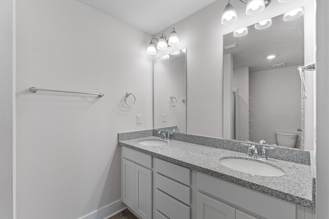 Building Photo - 9483 Nature Crk Cir