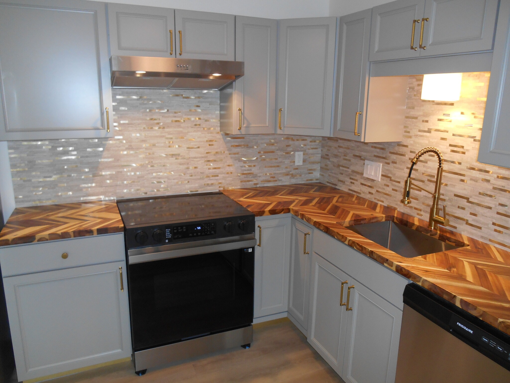 Building Photo - 3700 Golf Colony Ln