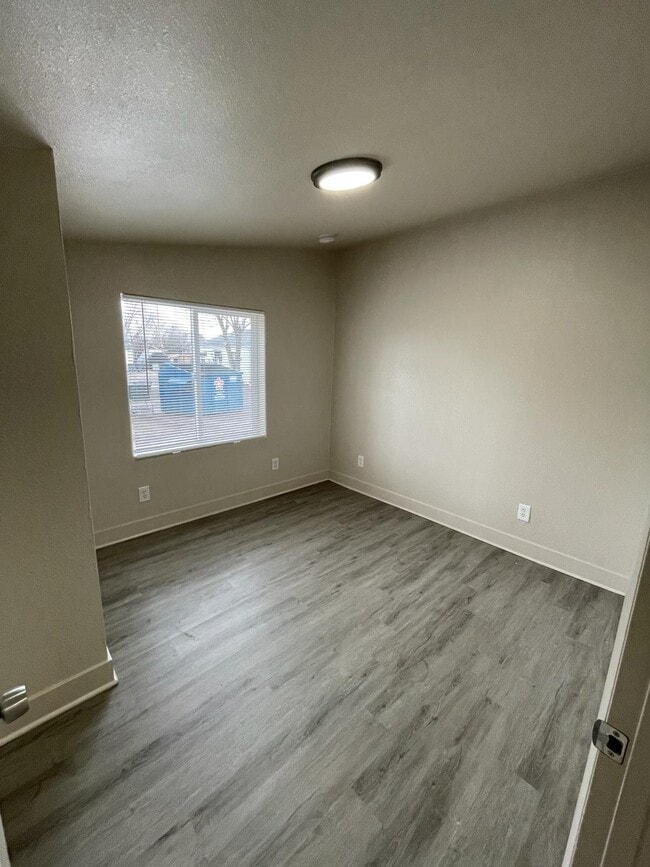 Building Photo - 3128 S 900 E