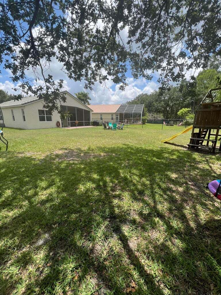 Building Photo - 180 Seminole Lakes Dr