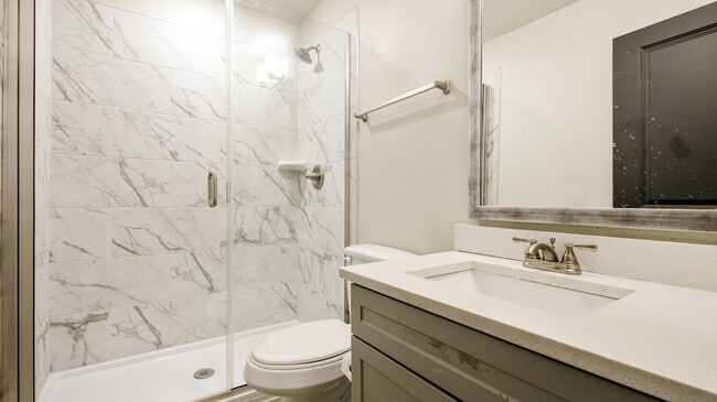 Building Photo - 3353 Wynwood Dr