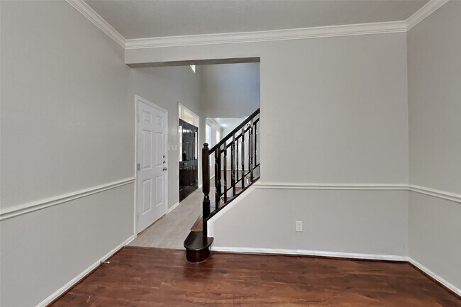 Building Photo - 7619 Almond Springs Dr