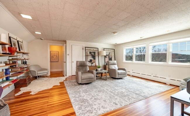 Building Photo - 108 Lake Ave