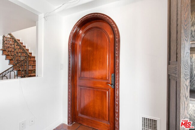 Building Photo - 17737 Porto Marina Way