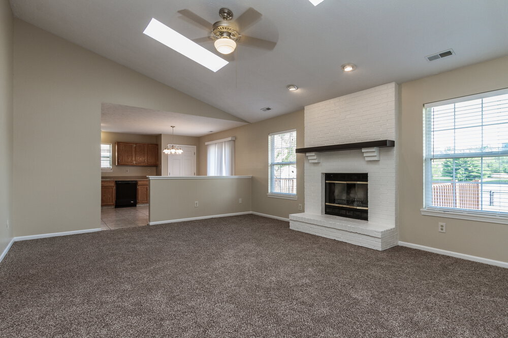 Building Photo - 6057 Sally Ann Cir