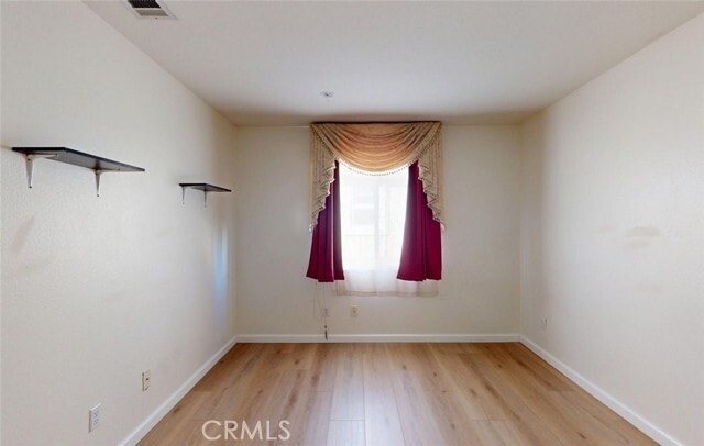 Building Photo - 19 Sorbonne St