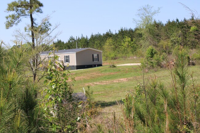 Building Photo - 818 W Grantville Rd