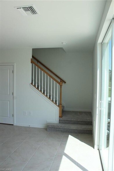 Building Photo - 4254 Canova Ct