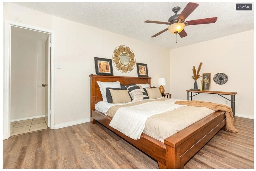 Building Photo - 404 Nita Ln