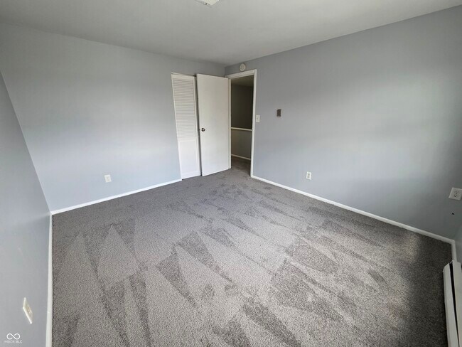 Building Photo - 3821 Biscayne Rd