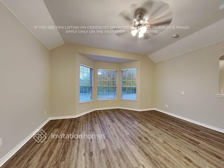 Building Photo - 1037 Shadybrook Ln