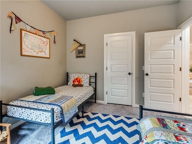Building Photo - Beautiful 3 bedroom 2 bathroom home in Mon...