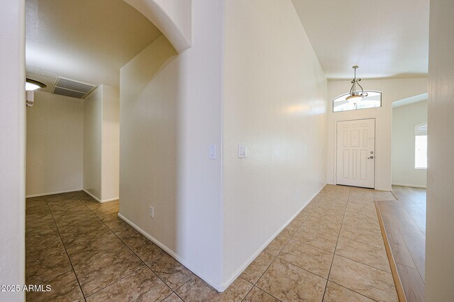 Building Photo - 13398 N 177th Dr