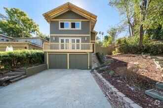 Building Photo - Bright Woodland Hills Retreat: 3 Bed, 2.5 ...