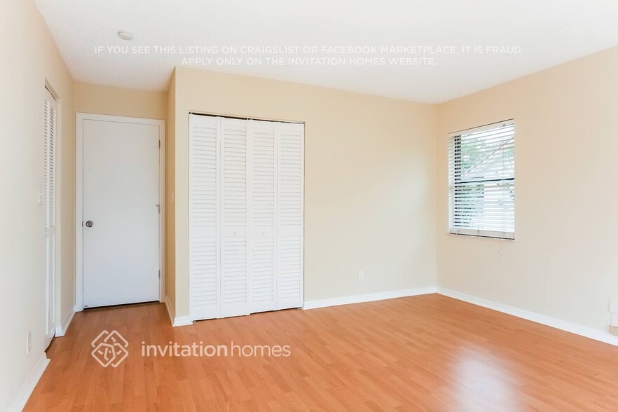 Building Photo - 7120 NW 43rd St