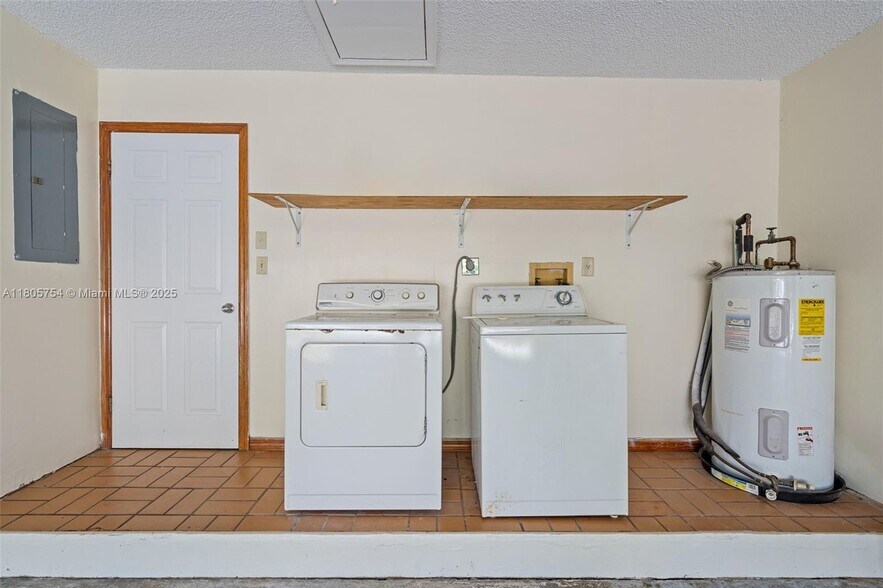 Building Photo - 9034 SW 163rd Ter