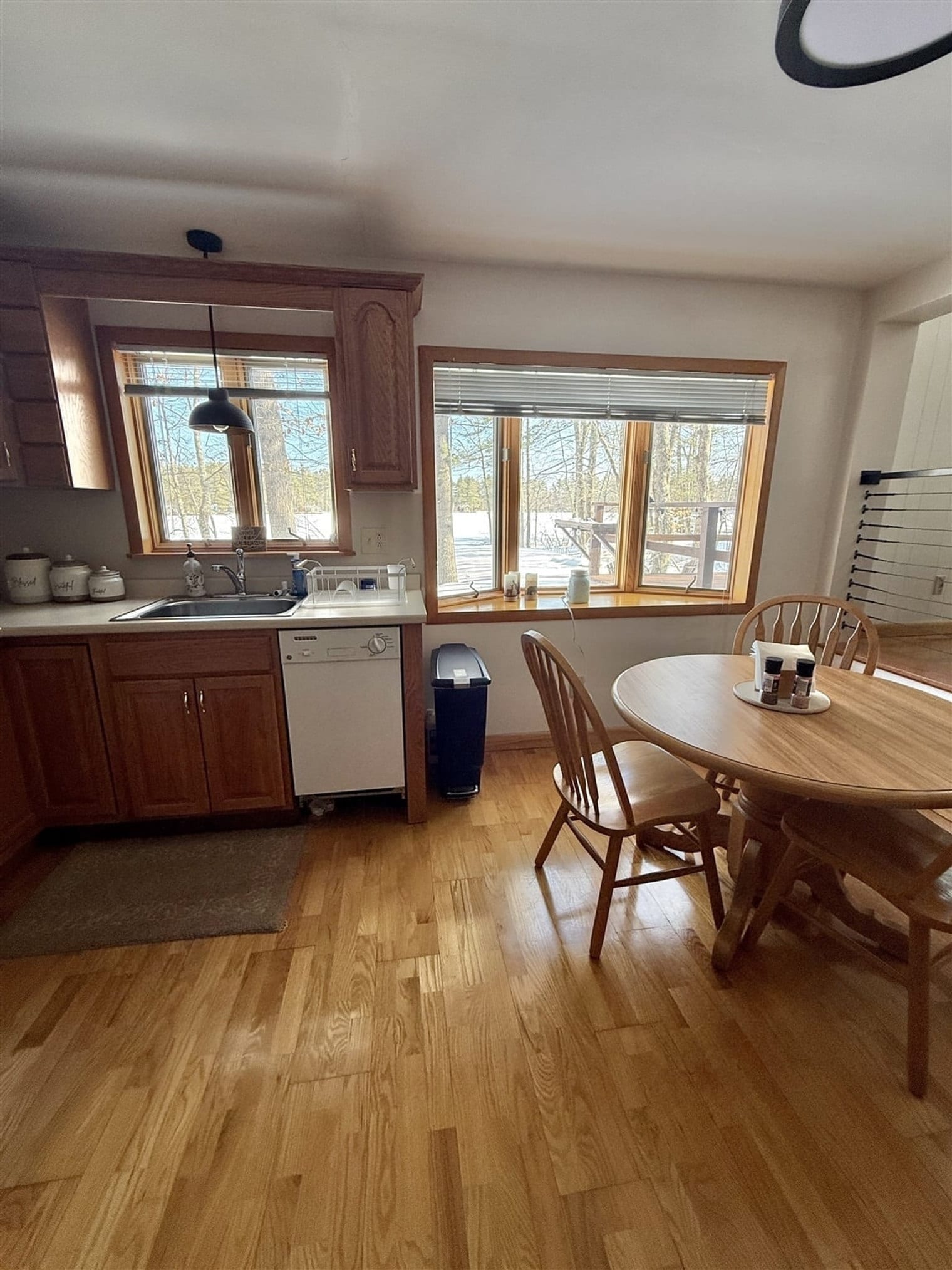 Building Photo - 35 Babes Ln