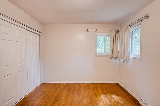 Building Photo - 1127 Santa Rosa Ave