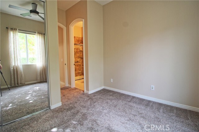 Building Photo - 23952 4 Corners Ct