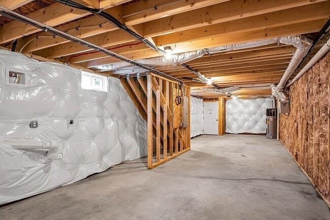 Building Photo - 74 Smith St