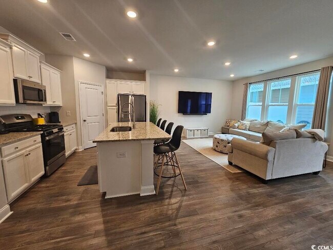 Building Photo - 2602 Blue Crane Cir