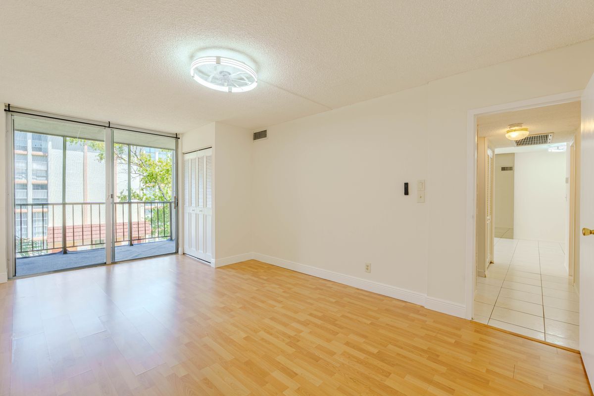 Building Photo - 801 Three Islands Boulevard