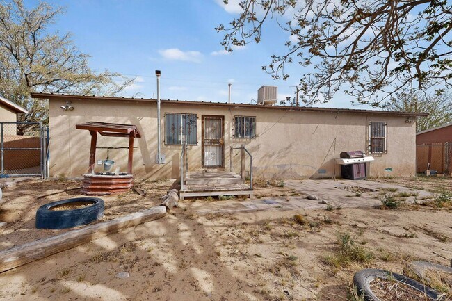 Building Photo - Rural South Valley 4 Bedroom  1.75 Bath 1256/sf