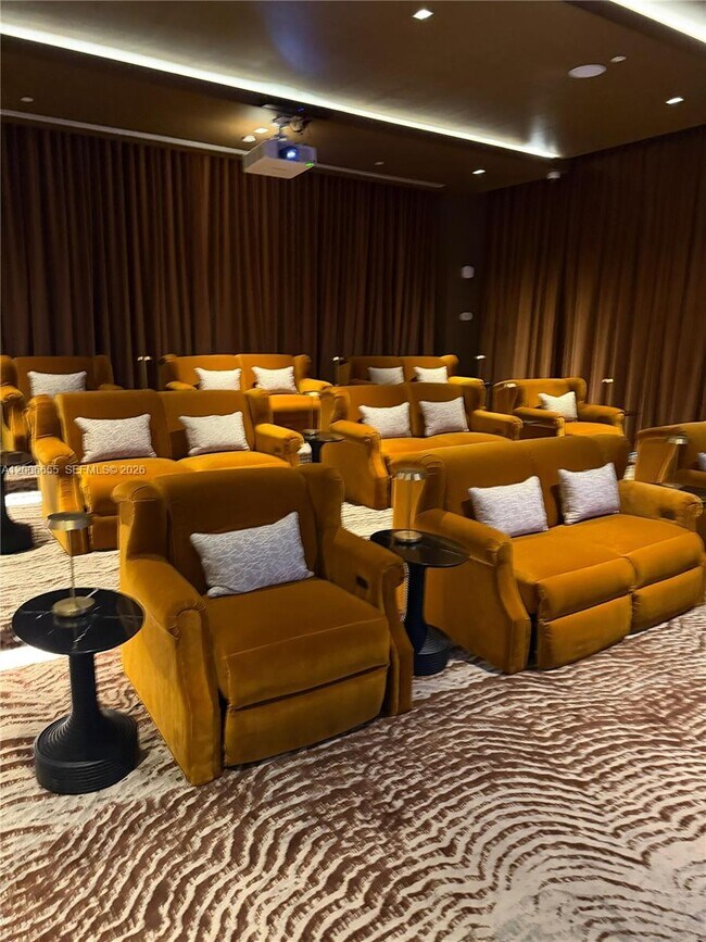 Building Photo - 77 SE 5th St